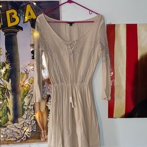 Lace quarter sleeve flowy dress